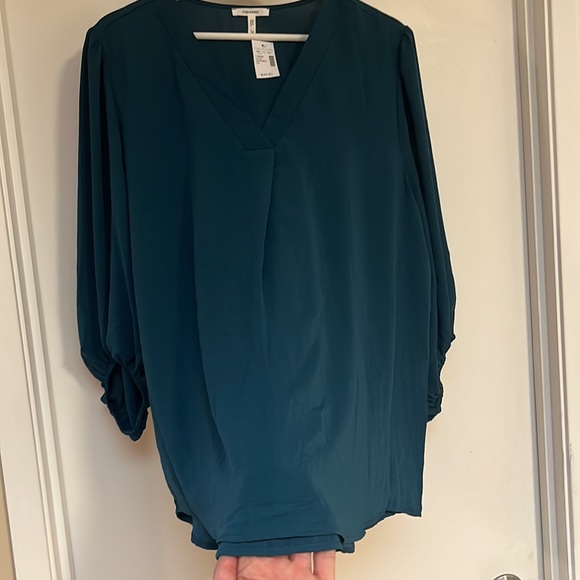 NWT Reitmans turquoise blouse. - Picture 7 of 16